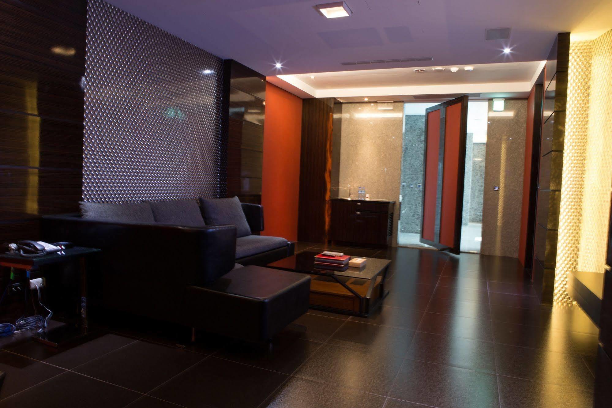 All-Ur Boutique Motel - Hualian Branch Ji'an Exterior foto